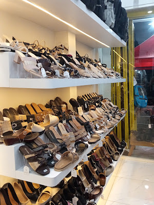 Toko Tas & Sepatu Mahkota