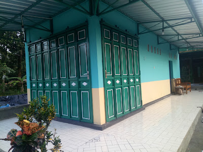 Toko Wardana Wardani