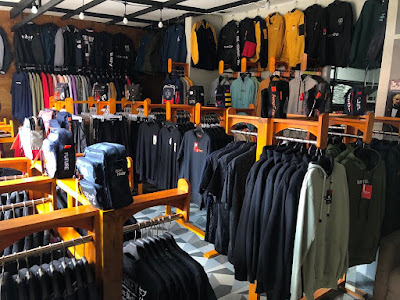 Triple X (Infinity) Store