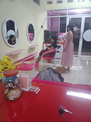 Triya beauty ( toko & salon kecantikan)