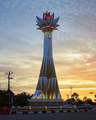 Tugu Sakanti Dahana Patra (Tugu Lilin Gumilir)