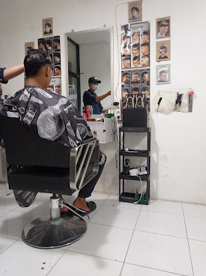 Tukang Cukur Potong Rambut REY BARBERSHOP