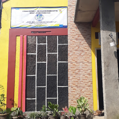 Tukang Listrik Kalisabuk