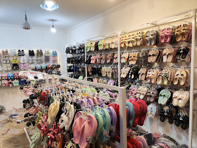 UNIQUE SANDALS