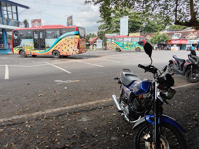 Vermak baju dan elektronik