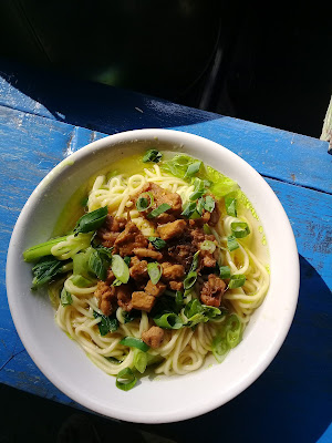Warkop dan Mie Ayam SUBUR Sampang