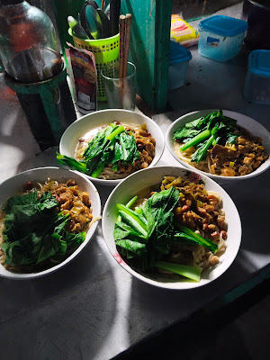 Warkop + mie ayam bu inem