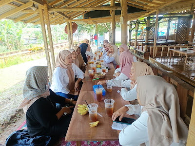 Warkop Wayang Mbah Rusi