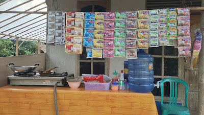 Warmindo ibu komar