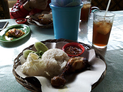 Waroeng 11