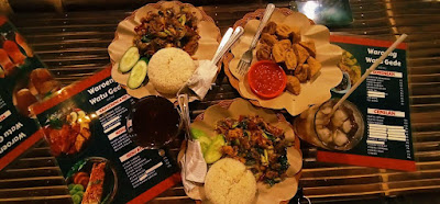 Waroeng Watu Gede