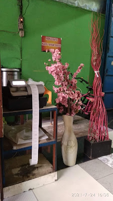Warung Ayam Geprek Pilih Pilih
