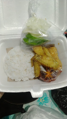 Warung Ayam Goreng Pak warto