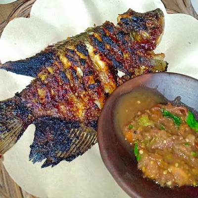 Warung Bakaran Bang Jarwo