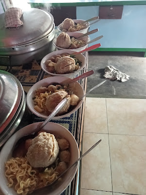 Warung Bakso Bareci Full