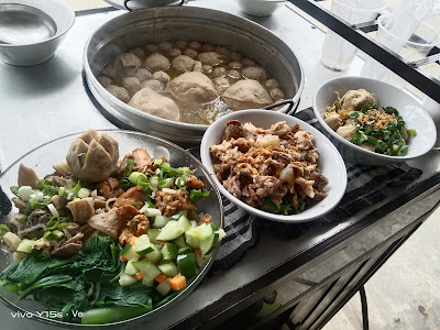 Warung bakso lope-lope bu lina