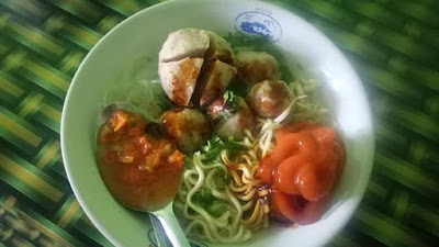 Warung Bakso & Mie Ayam *MARKUAT SOLO*