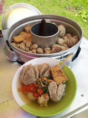 Warung bakso sidadadi ( Bang Taim )