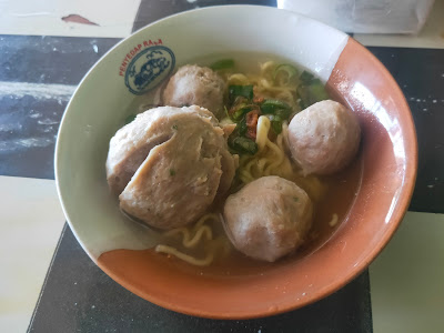 Warung Bakso Super Mantep Pak Yadi
