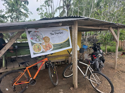 Warung Bu Partini