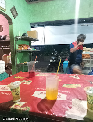 Warung Bu Tusini