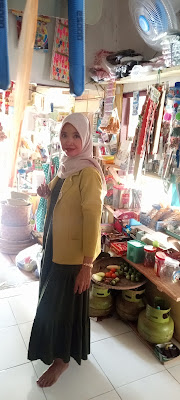 Warung Buah Ibu Rohana