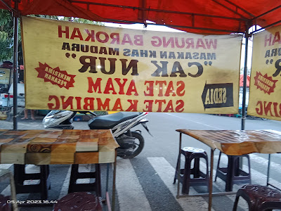 Warung Cak Nur sate ayam dan sate kambing