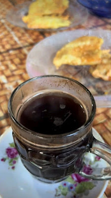Warung ibu Maesaroh