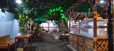 Warung Kebun "KARUNIA"