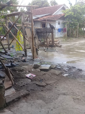 Warung kopi dan pecel mba melan UMKM UMP