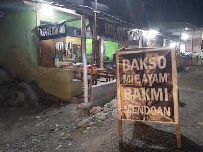 Warung Kopi Mie Ayam Jawa