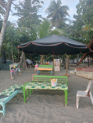 Warung kopi pantai