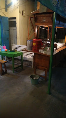 Warung Kopi Rindu Berat '87