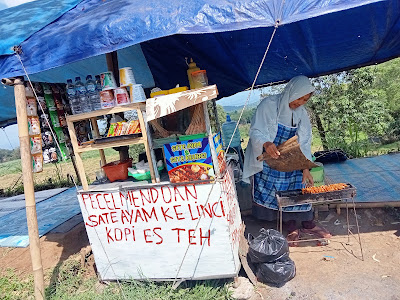 Warung Lesehan Bu Parti UMKM UMP