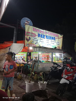Warung lesehan pak ujang kya kya mayong