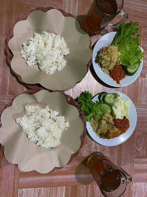 Warung Lesehan UMKM UMP