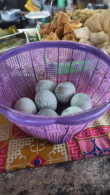 Warung lotek yu nami