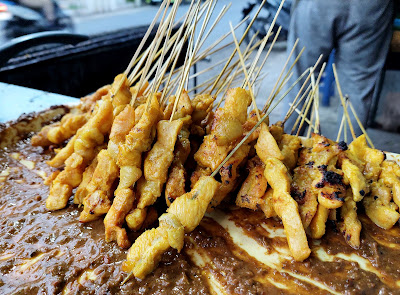 Warung Mae Restu(SATE DAN SOTO AYAM)