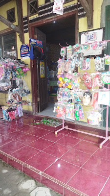 Warung Makan 2004