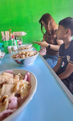 Warung makan Bu Suliyah