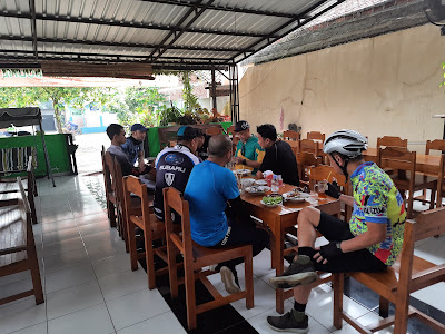 Warung Makan Budhemul 2 jalan ranti