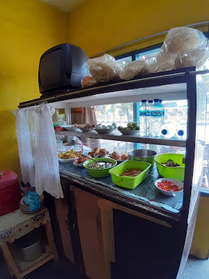 Cemara Nasi Rames Restaurant
