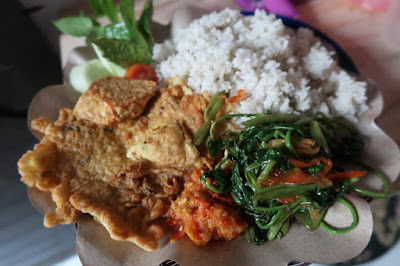 Warung makan dan Kopi D3 Bu Mamih Papih