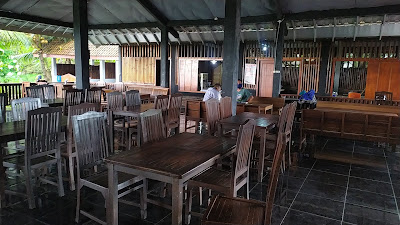 Warung Makan Kebone Mbah Badrun