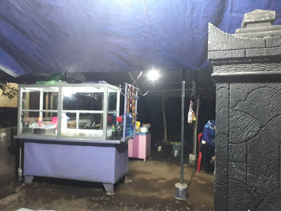 Warung Makan Lamongan Dan Es Kelapa Muda