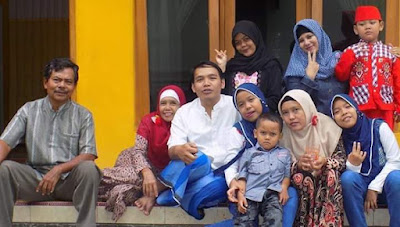 Warung Makan Putri Kembar