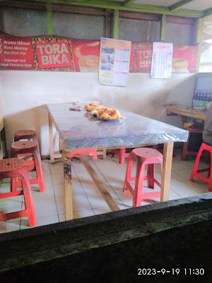 Warung makan, soto, kupat tahu