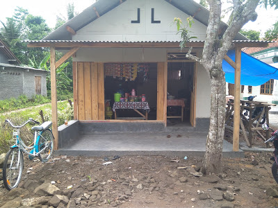 Warung Makan Teh Enok Bohay
