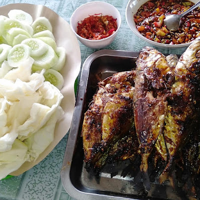 Warung Mama" AA"