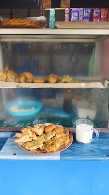 Warung Mendoan Karedok Tahumasak